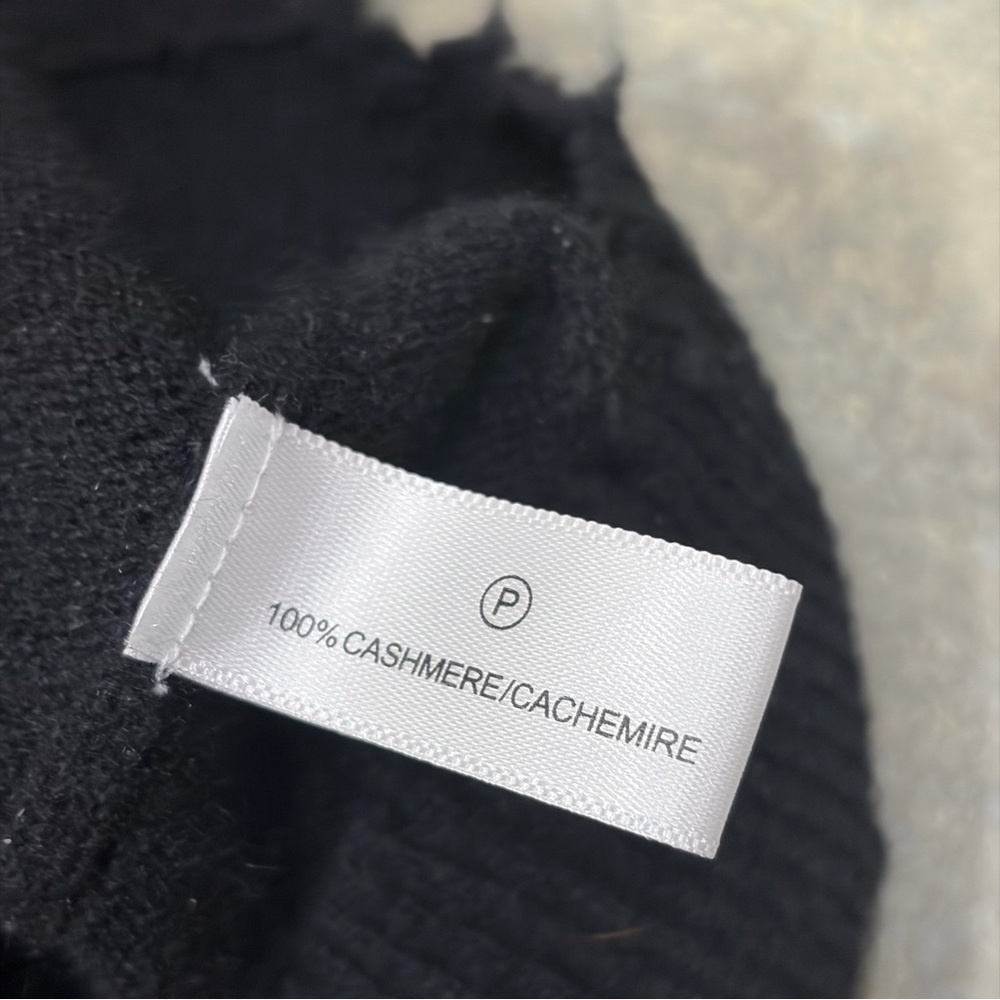 LISA TODD heart stealer Cashmere Sweater in Black Sz M Luxury Preppy Casual - Picture 11 of 15
